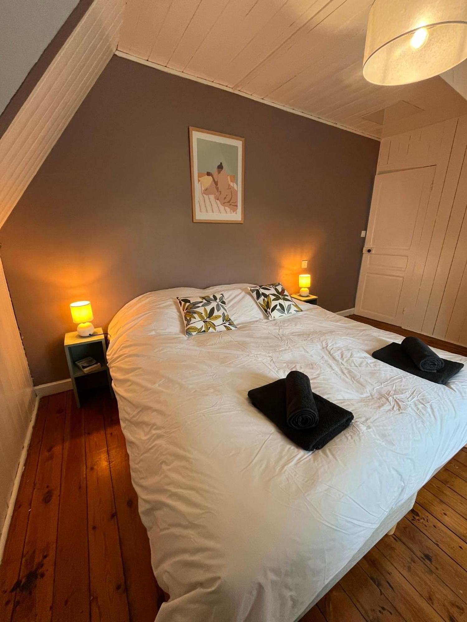 Ker Levenez - Maison En Pierre Holiday home